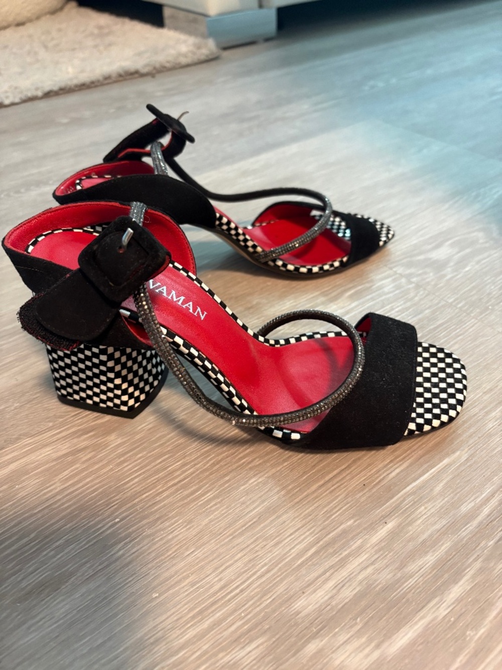 Beautiful sandals 100% leather and suede.Size 8. Made in Europe.